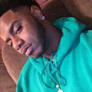 Meet your Posher, Johnathan